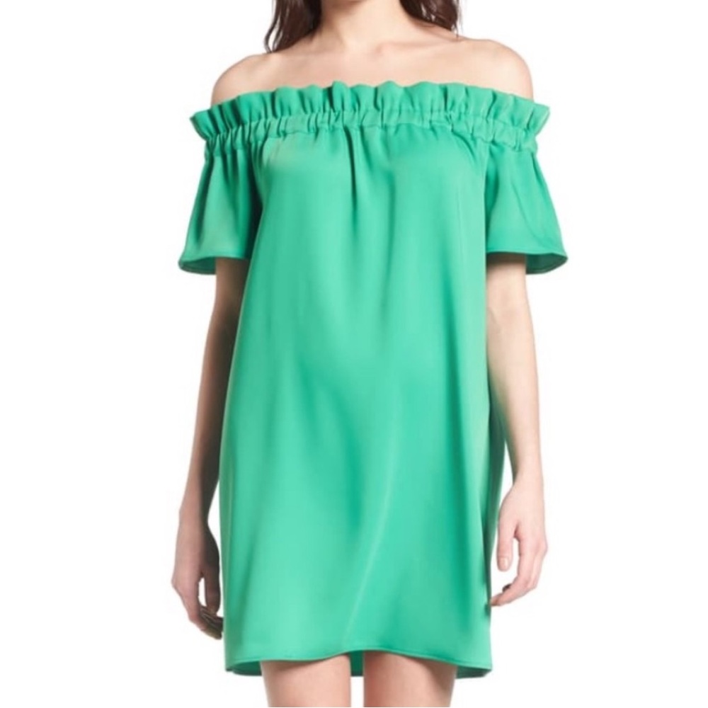Pleione Green off-shoulder cocktail formal dress — great condition! Size small